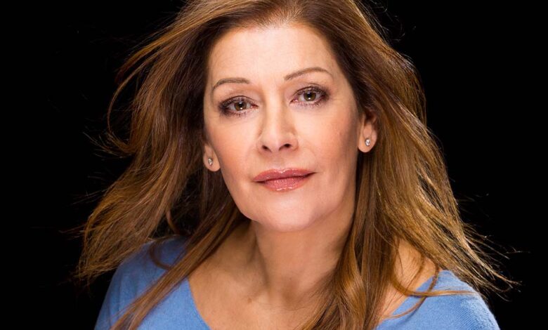 Celebrity Secrets chats to - Marina Sirtis - Checklists