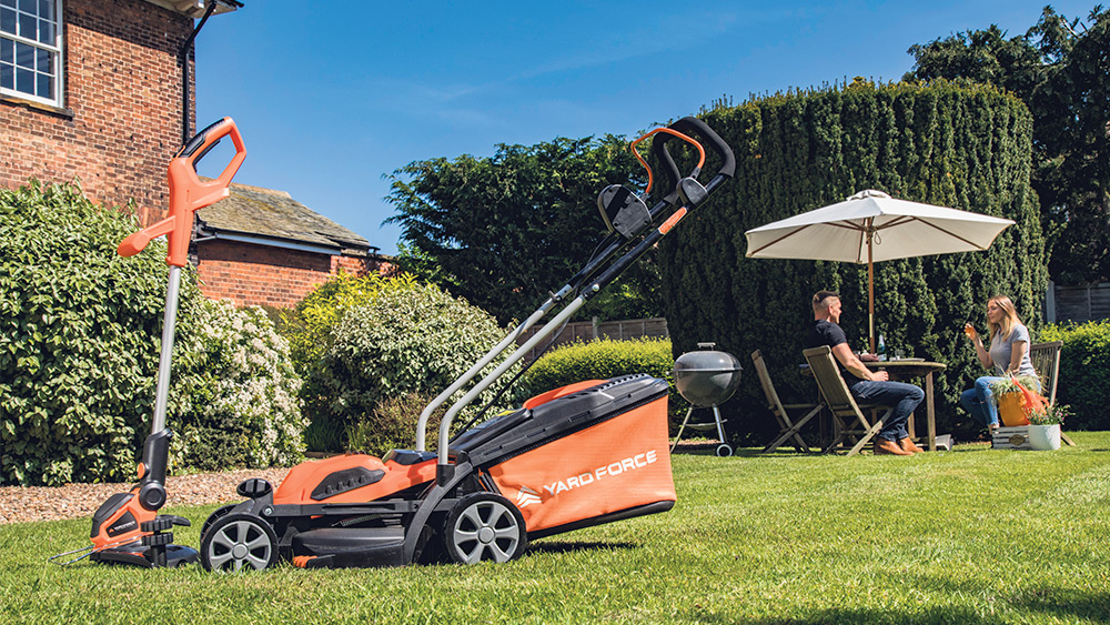 Win a 40V cordless lawnmower and grass trimmer with Yard Force, Worth over £189!